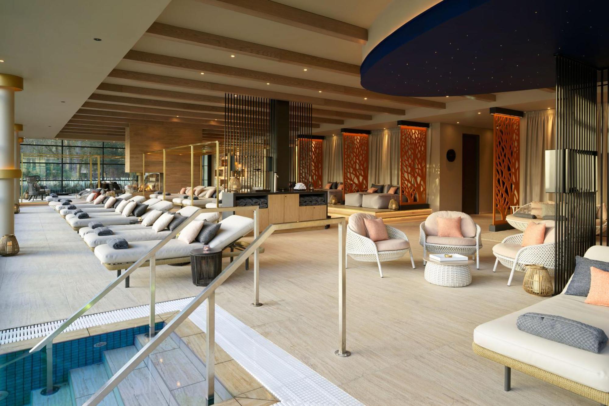 Schloss Roxburghe, Part Of Destination By Hyatt Exterior photo The spa at The Westin